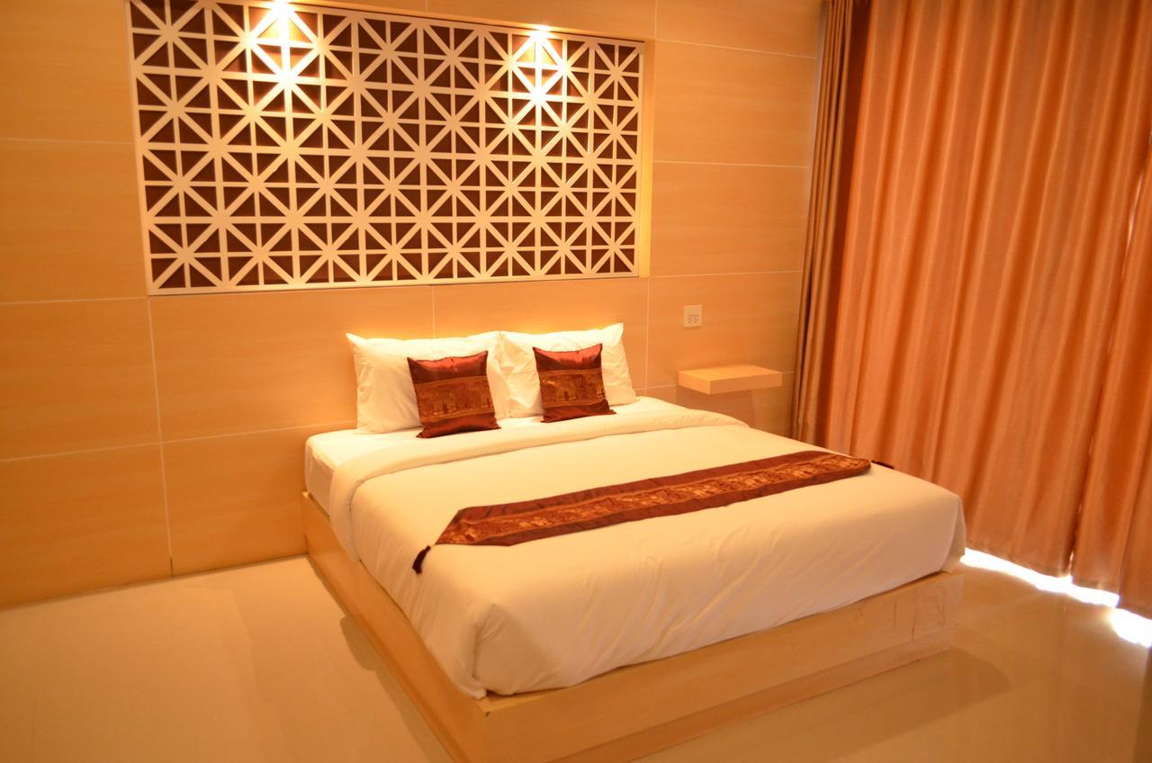 Thatluangview Hotel Виентиане Екстериор снимка